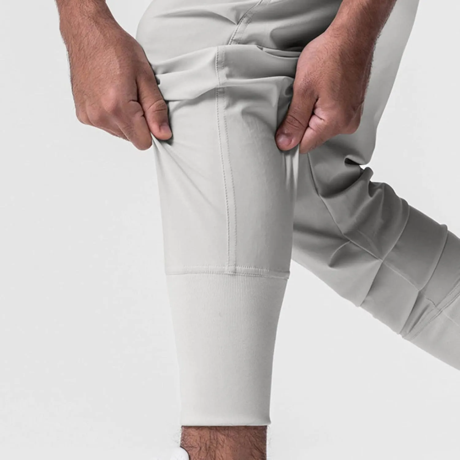 Finelylove Track Pants Men Slim Fit Athletic Jogger Sweatpants Elastic Waist Quick Dry Hiking Pants with Zip Pockets